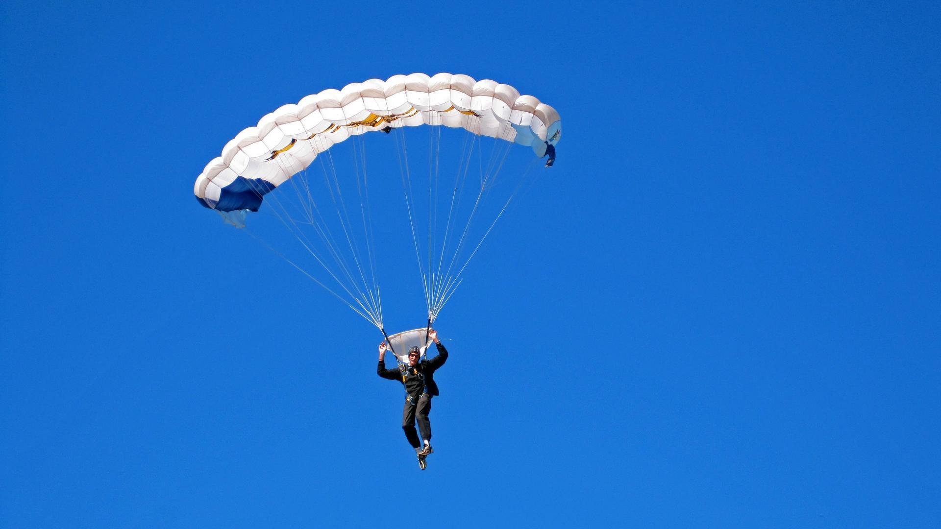 “未来之星”青少年篮球系列培训在重庆全面铺开，助推青训升级